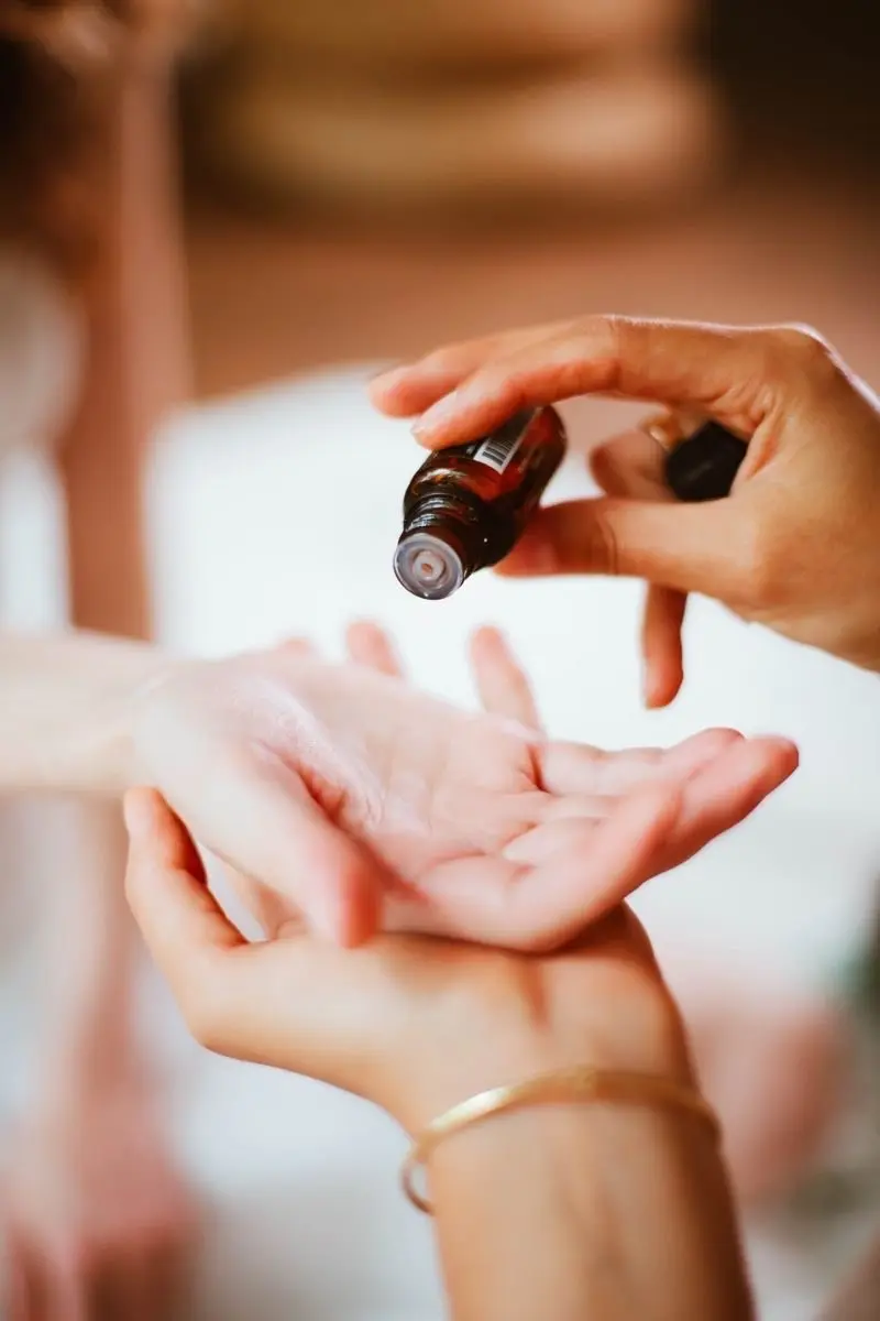 Thai massage service: Head, Neck, Back & Shoulder Massage