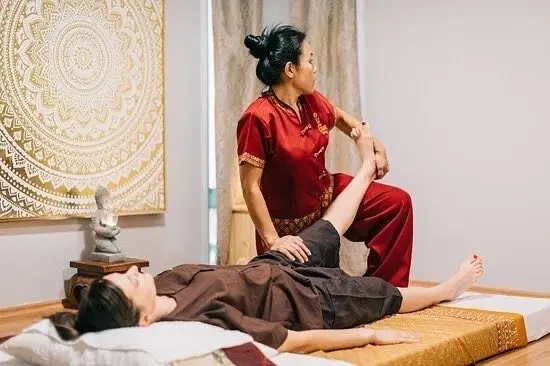Thai massage: Traditional Thai Massage